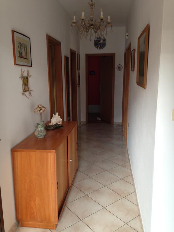 Apartments Vanda Vrboska Bilik gambar