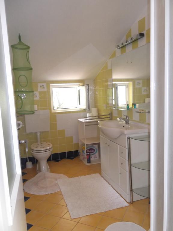 Apartments Vanda Vrboska Bilik gambar