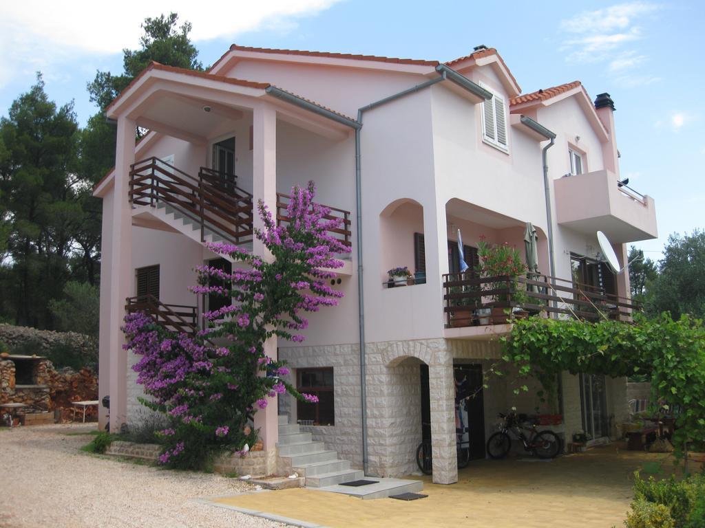 Apartments Vanda Vrboska Bilik gambar