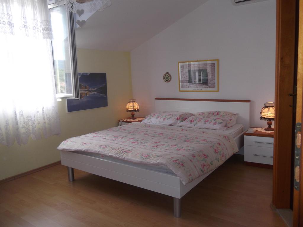 Apartments Vanda Vrboska Bilik gambar
