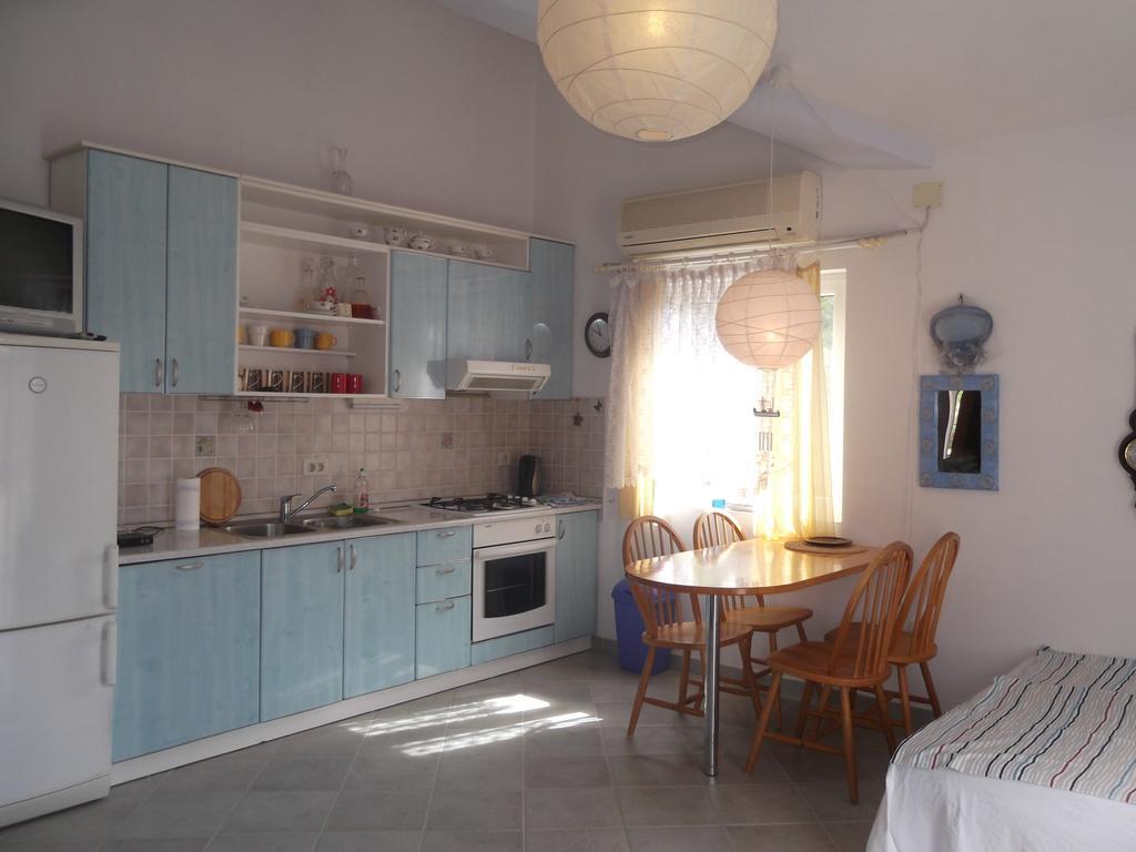 Apartments Vanda Vrboska Bilik gambar